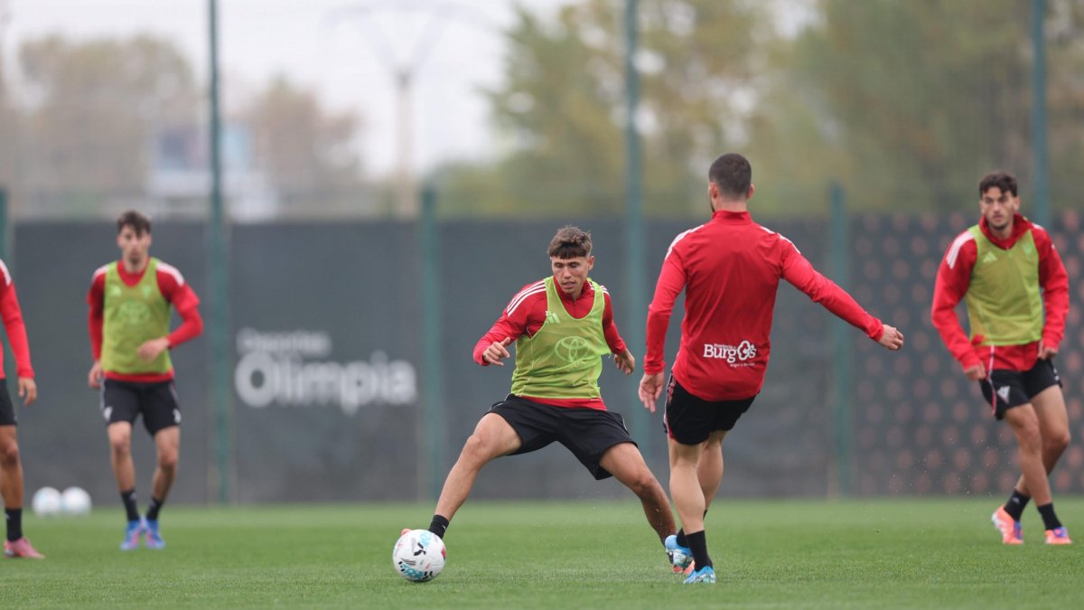 Imagen del último entrenamiento del Mirandés.