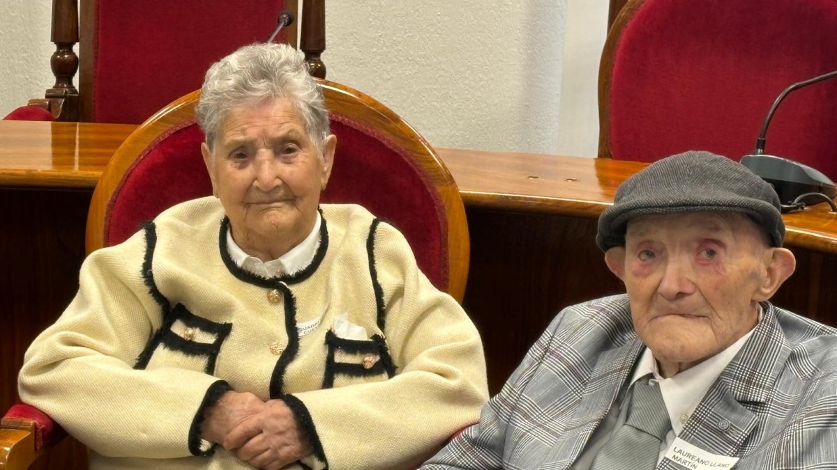 Homenaje a los vecinos de Aranda más longevos