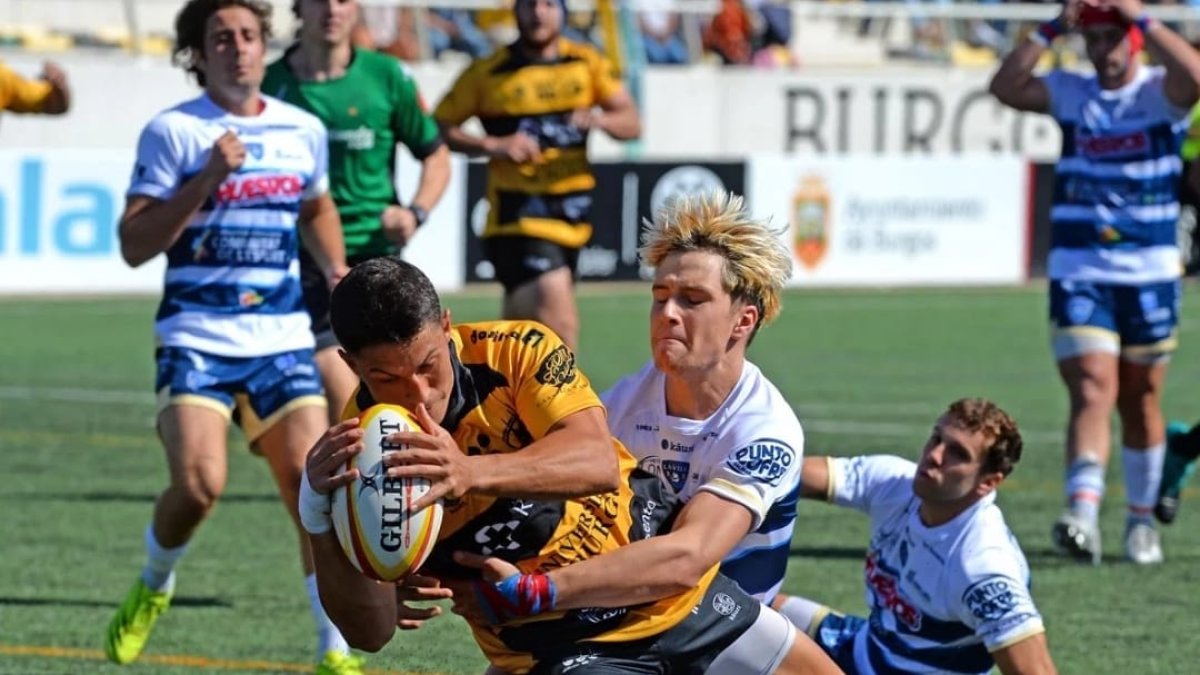 Recoletas Burgos visita a La Vila en un duelo directo por el liderato de la División de Honor.