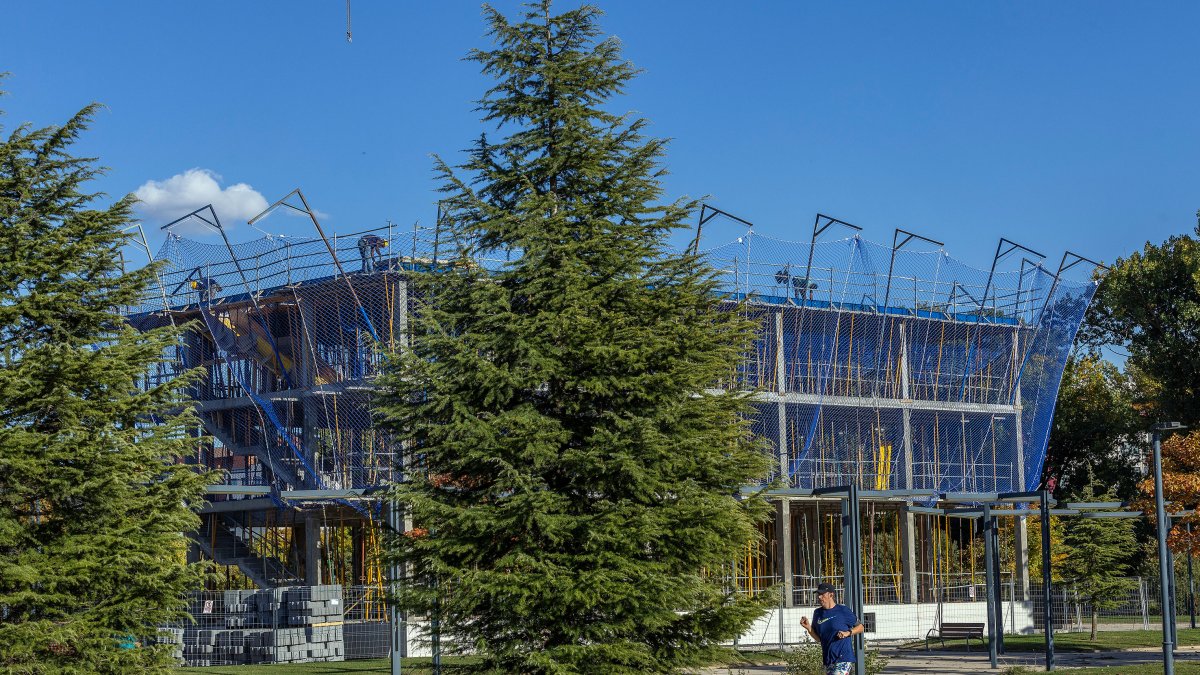 Promoción de viviendas en construcción en la calle Lazarillo de Tormes.