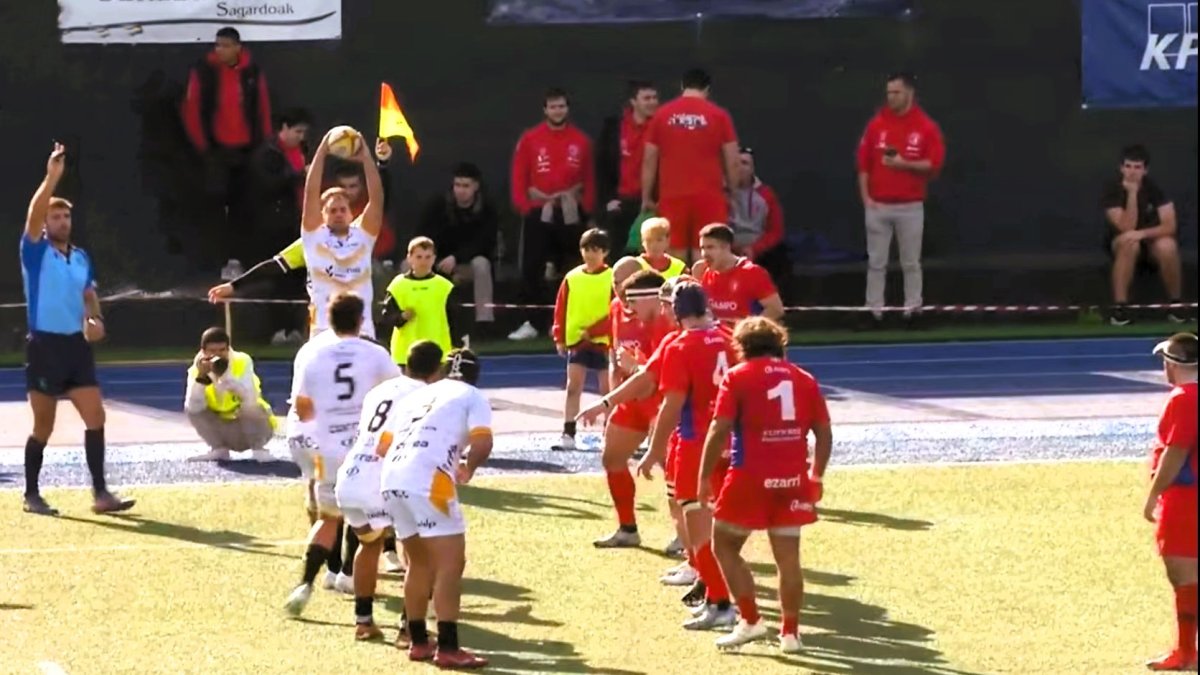 Cinco ensayos en la segunda parte en Ordizia colocan al Recoletas Burgos como líder provisional.