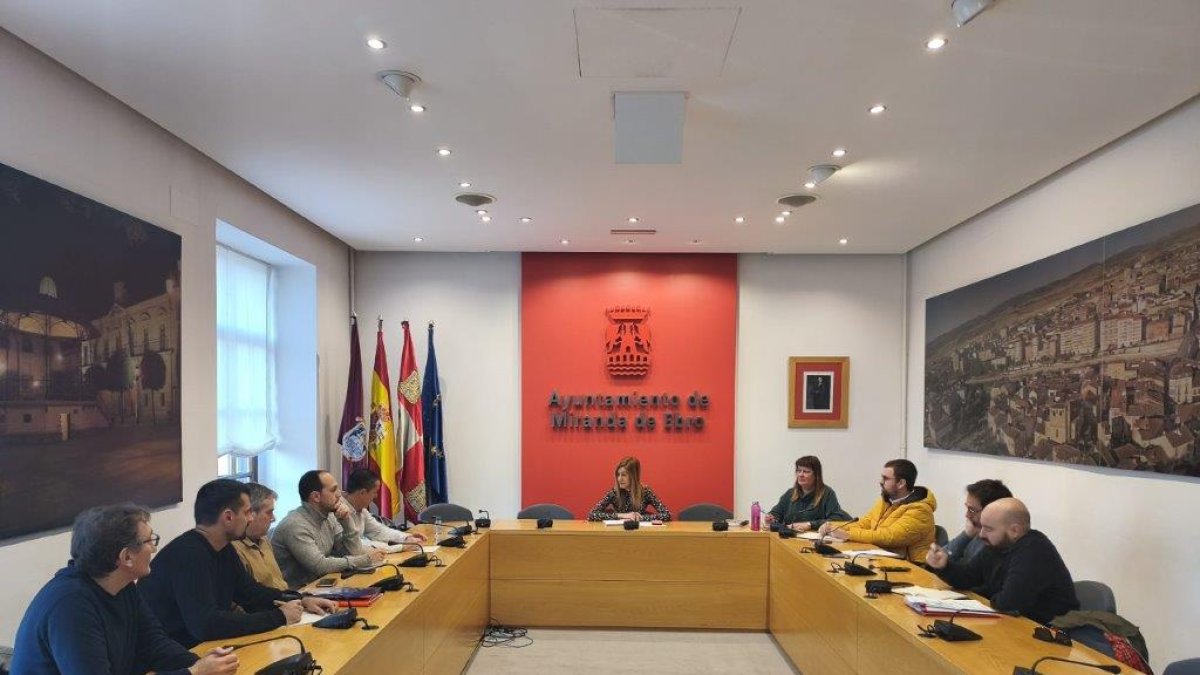 Reunión del equipo de Gobierno de Miranda con el comité de empresa.