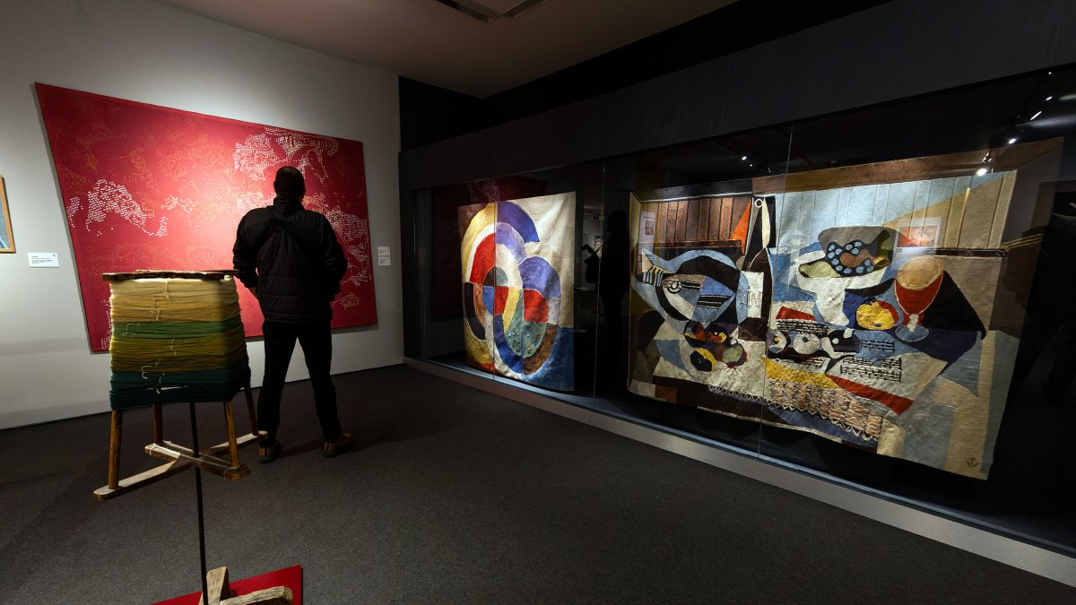 La exposición de la Real Fábrica de Tapices en el Museo de la Evolución de Burgos estará abierta hasta febrero.