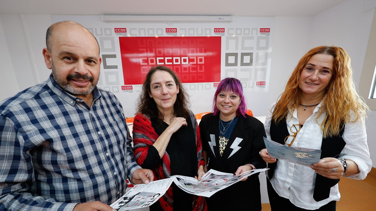 Mohamed Chograni, Carmen Álvarez, Elena Pascual y Cristina García durante la rueda de prensa.