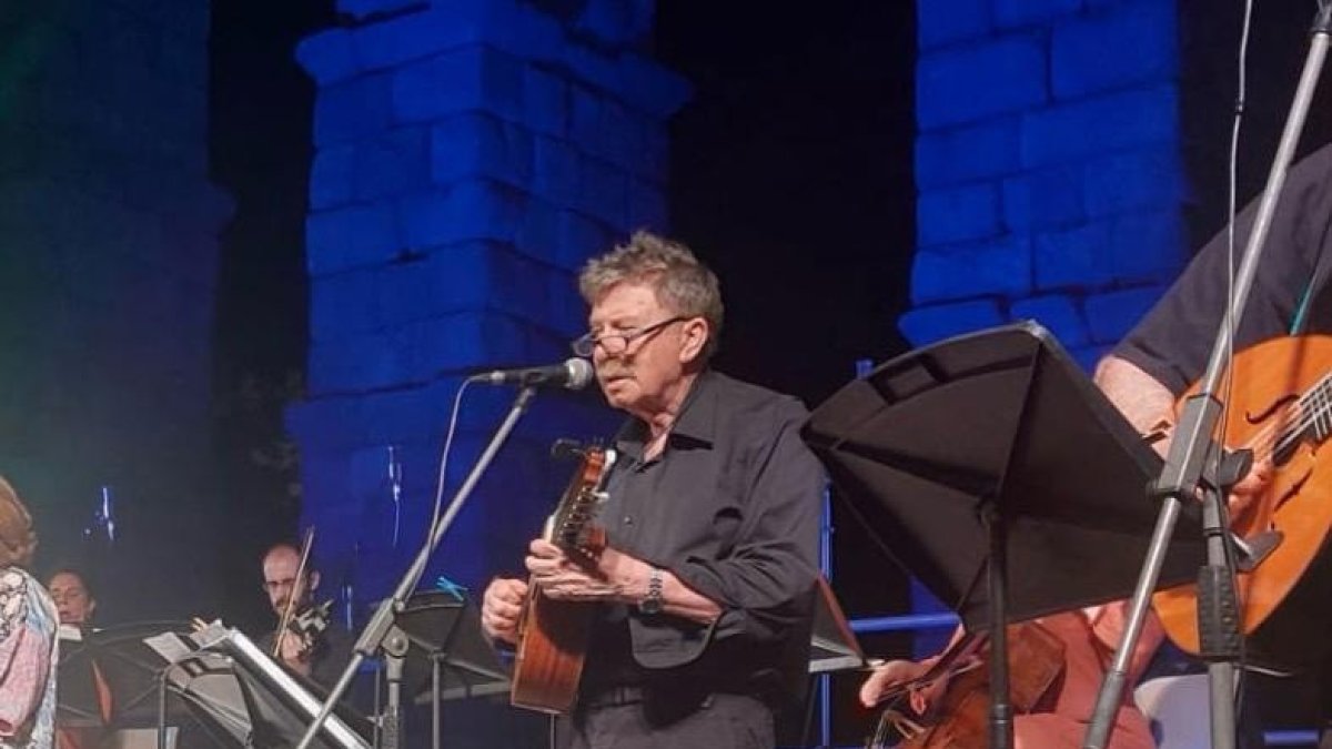 El Ayuntamiento de Segovia expresa su pesar por el fallecimiento de Luis Martín, miembro del Nuevo Mester de Juglaría.