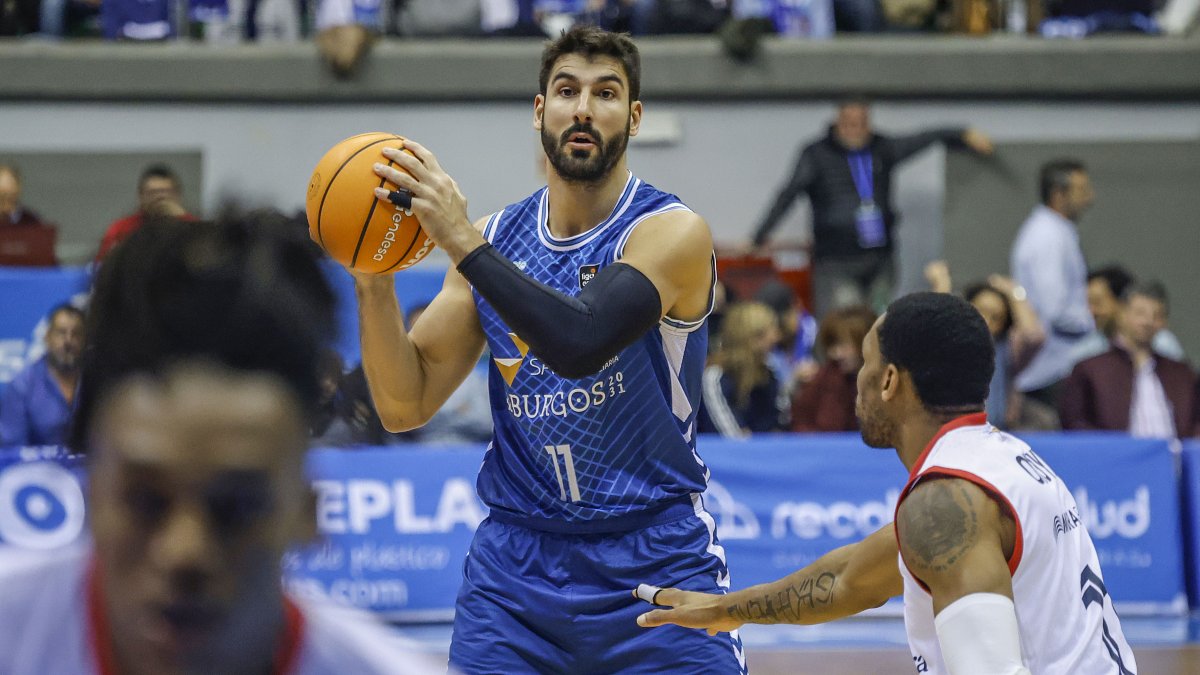 Imagen de Dani Díez durante el partido contra Andorra.