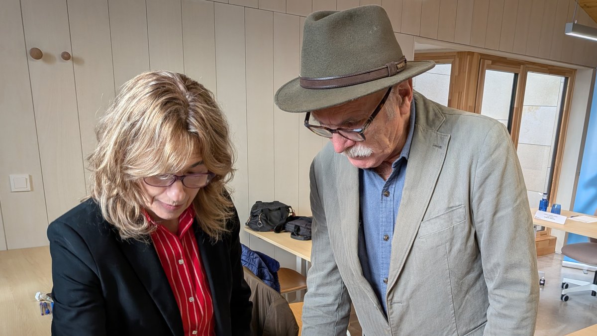 Eva Manrique Martínez y Eudald Carbonell.