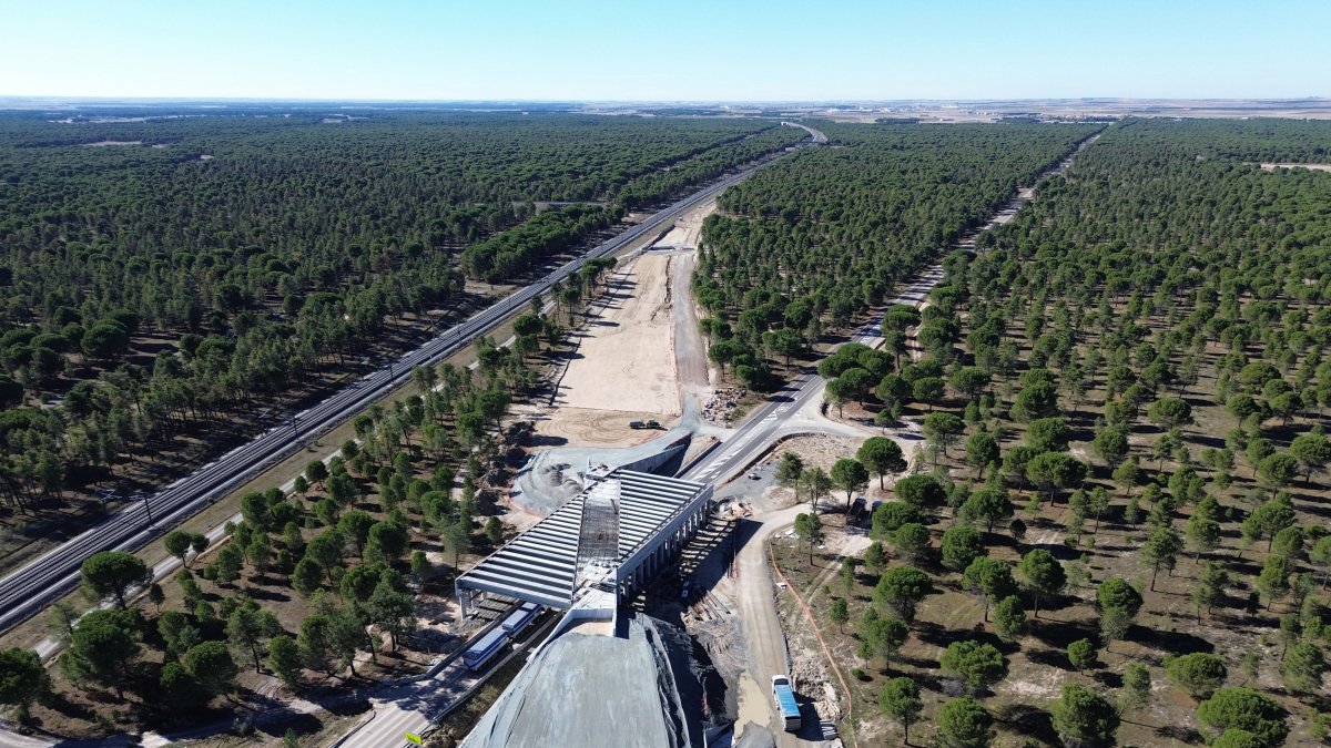Construcción de una línea de alta velocidad.