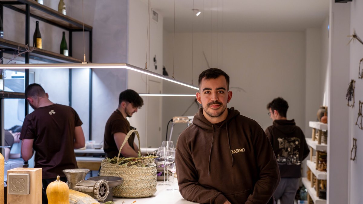 Restaurantes con estrella Michelín en Castilla y León. En la imagen Carlos Casillas, chef de Barro (Ávila).