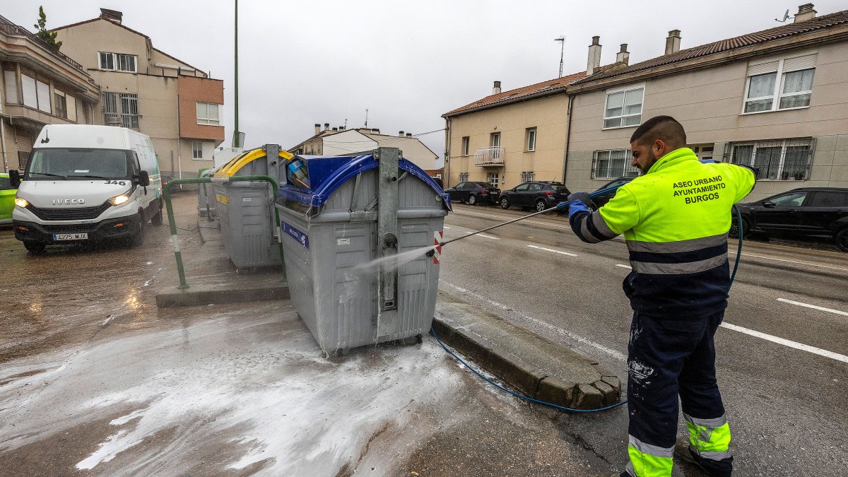 Trabajos de limpieza en Villatoro