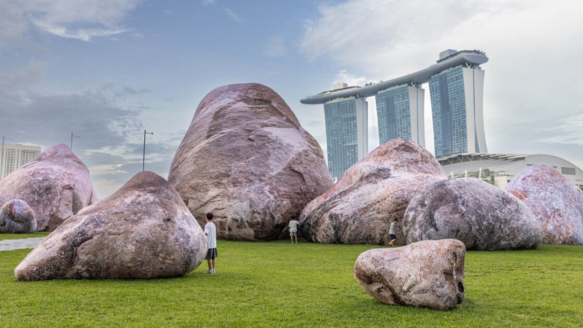 ‘Iwagumi Air Scape’, en una presentación en Singapur, son esculturas inflables en forma de roca.
