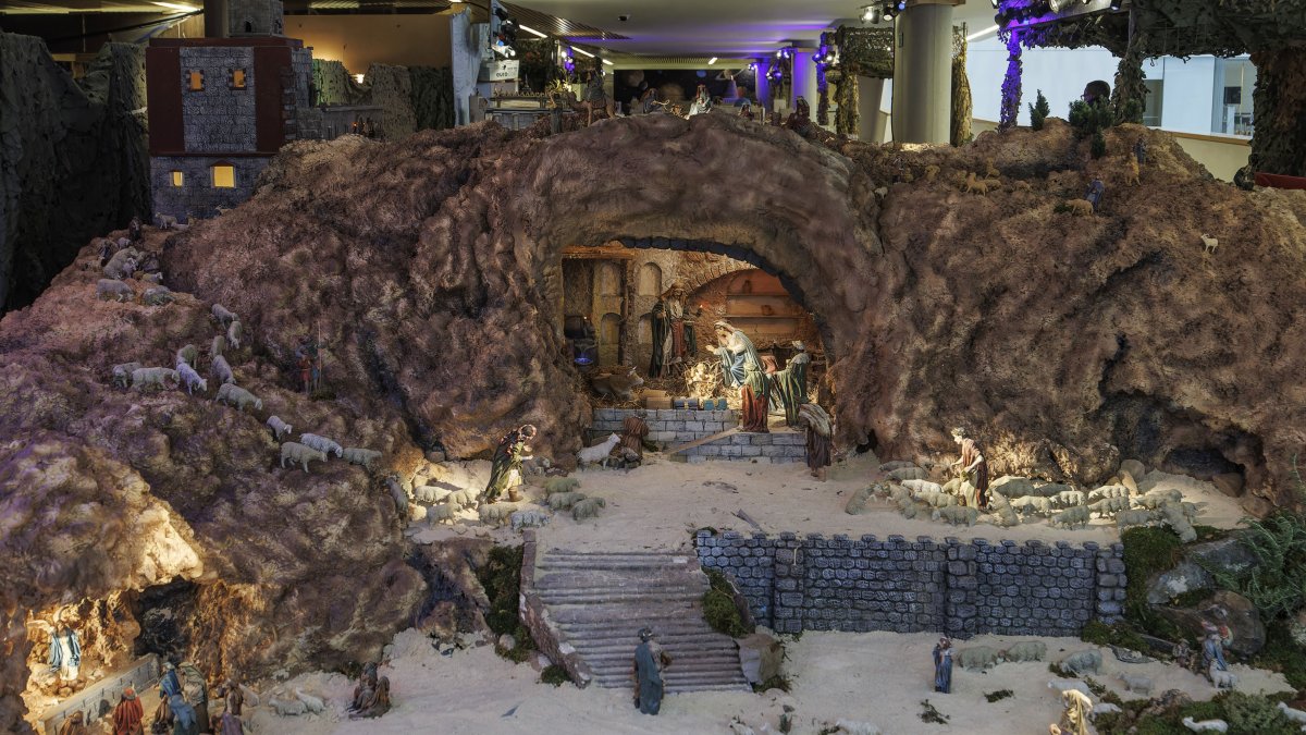 Escena de la XXXIII edición del Belén Monumental del Ejército.