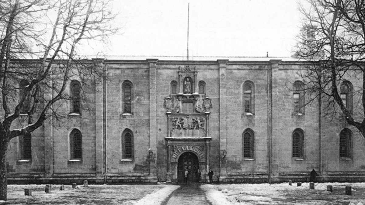 El Instituto de Burgos, en un día nevado de 1915.
