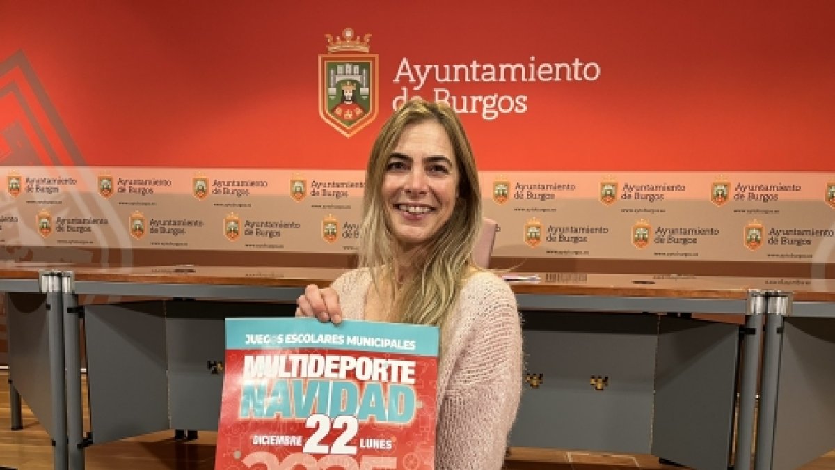 Álvarez presenta el cartel de la jornada.
