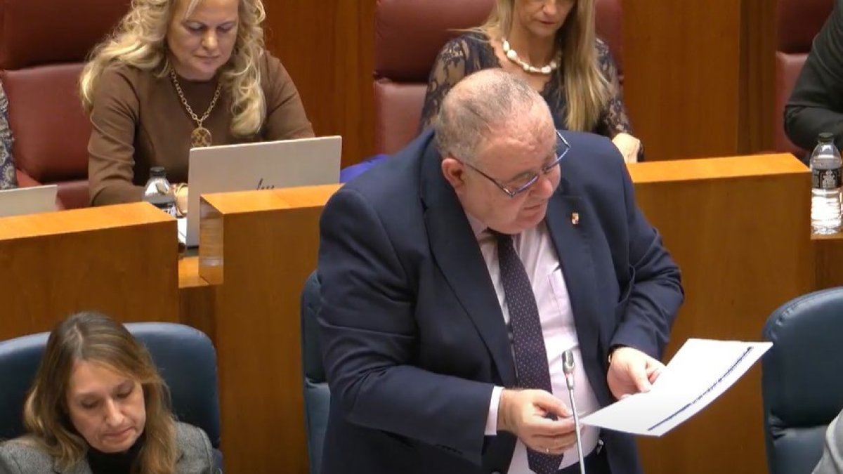 Vázquez valora las ayudas por desplazamiento de pacientes encológicos y acusa al Estado de 