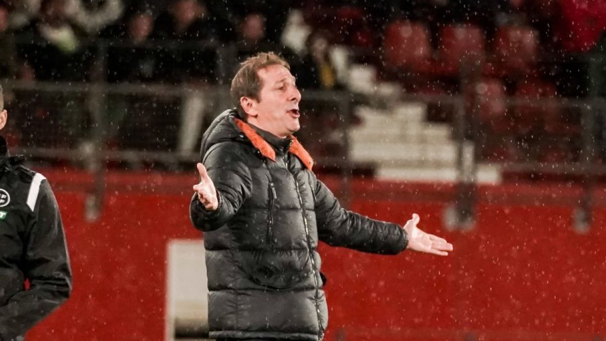 Ramis durante el partido contra el Almería.