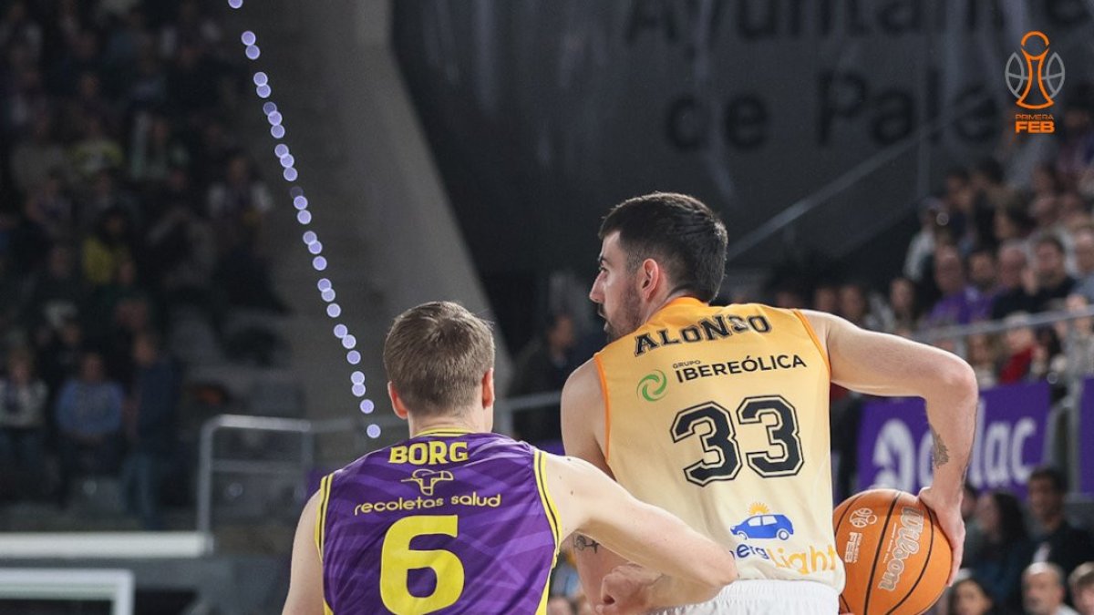 Totte Alonso, durante el partido ante Palencia.