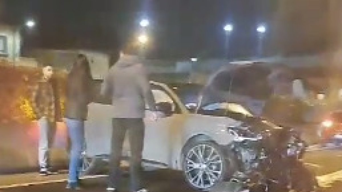 Aparatoso accidente en la BU-11 en sentido Madrid.