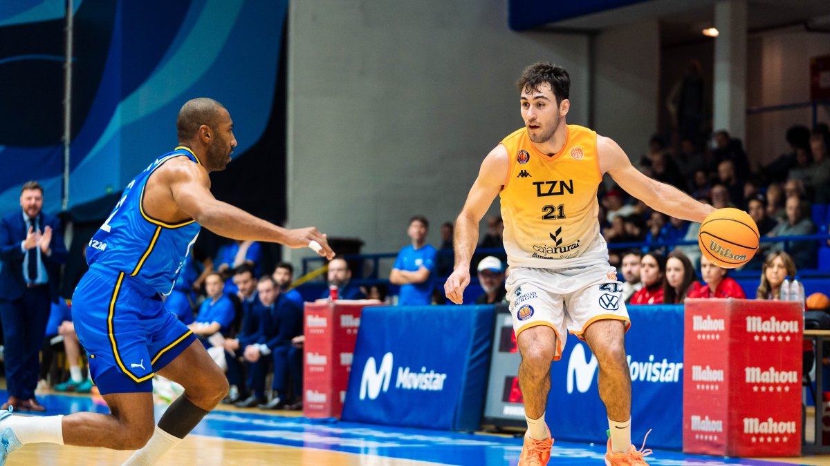 Imagen del partido entre Estudiantes y Tizona.