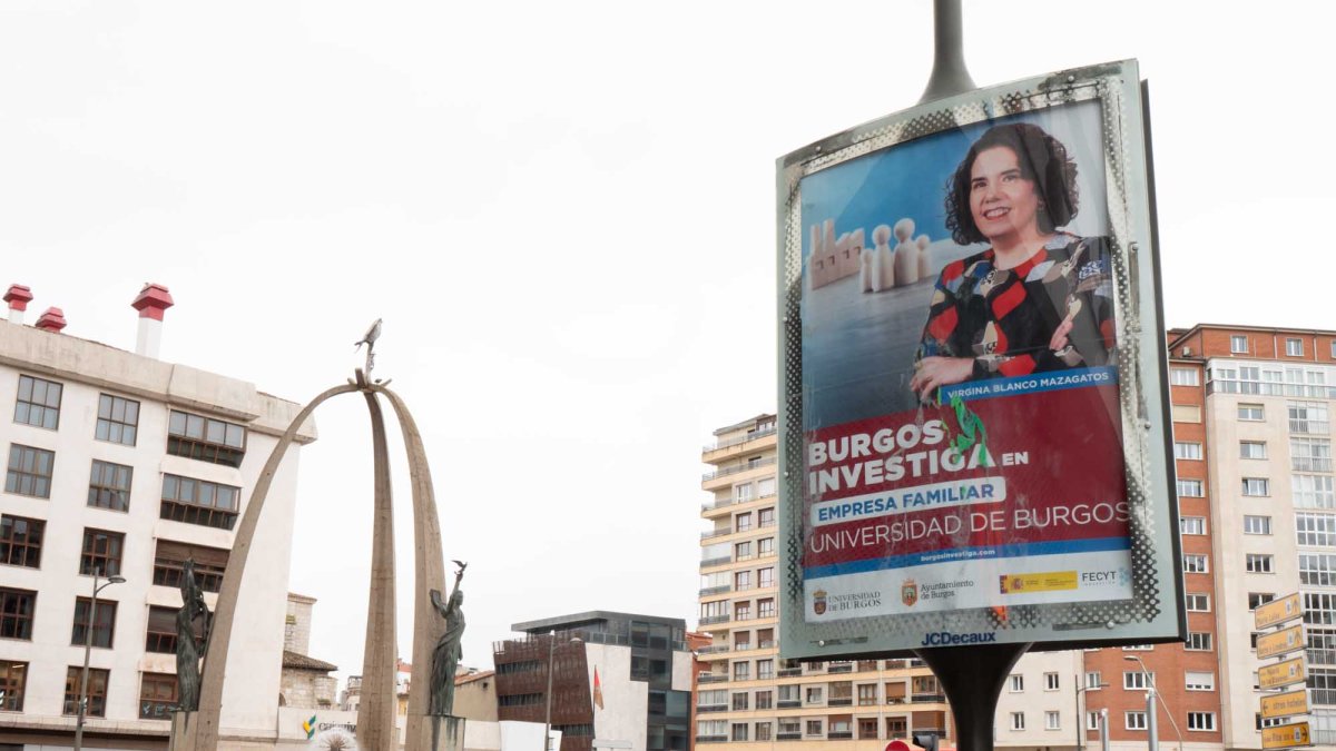 Virginia Blanco Mazagatos, experta en la empresa familiar, ocupa un lugar preeminente en concurrida plaza de España.