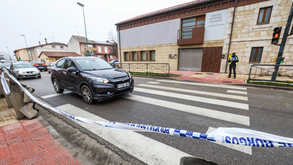 La Policía Local, en Castañares, tras el último atropello registrado en Burgos.