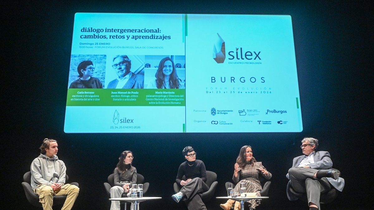 Carla Serrano, María Martinón y Juan Manuel de Prada protagonizaron el cierre de Sílex