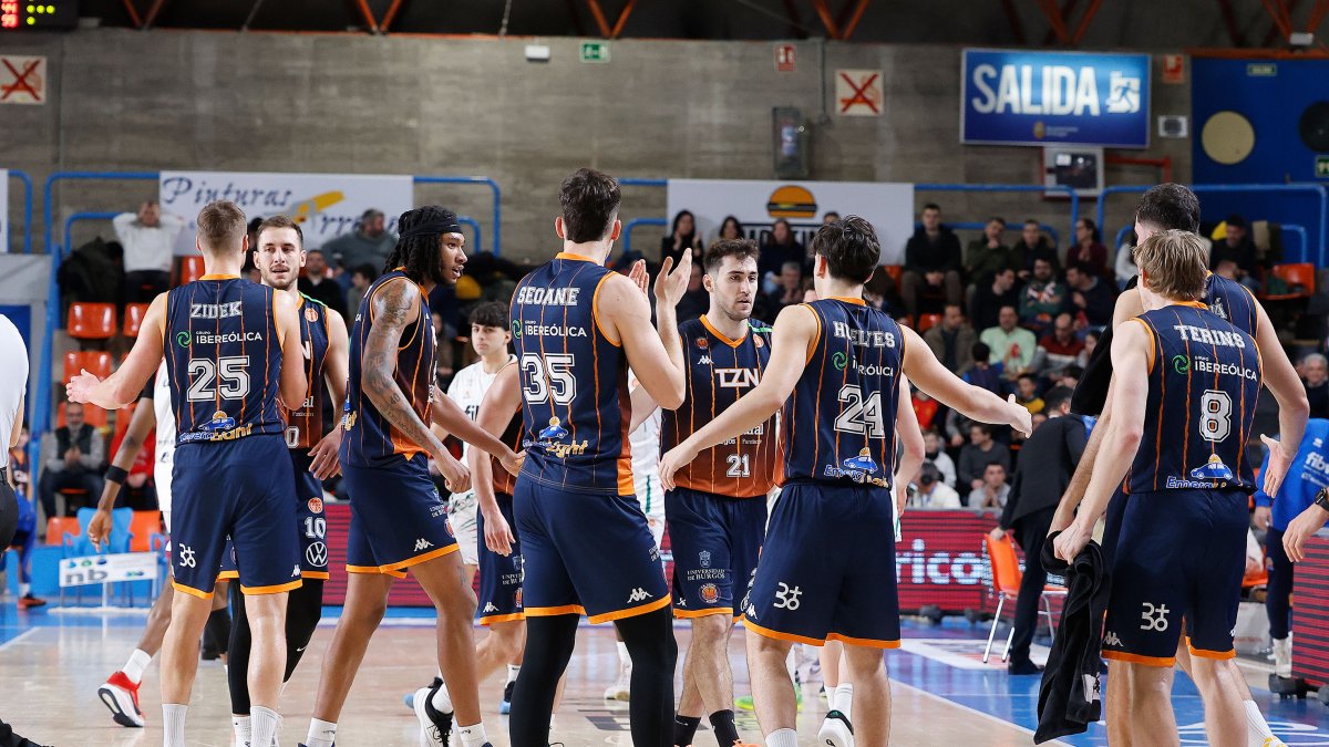 Tizona Burgos se reencuentra con la victoria tras un duelo muy igualado.