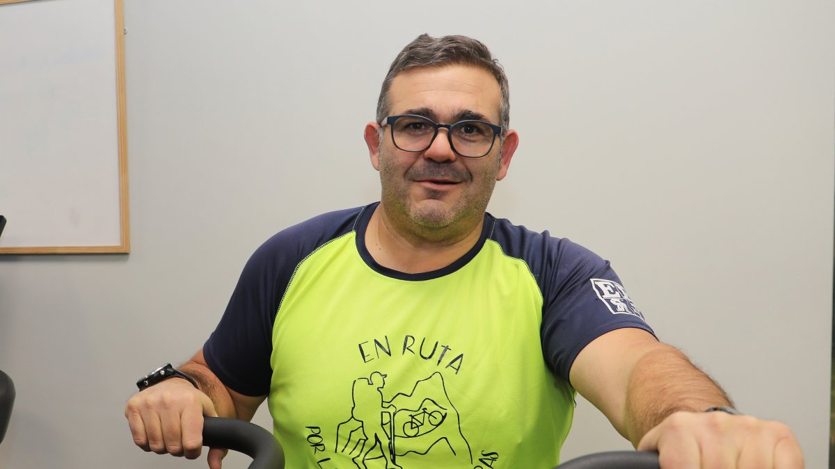 El presidente de la Asociación En Ruta por las Enfermedades Raras de Palencia, Fernando Alejandro Román.