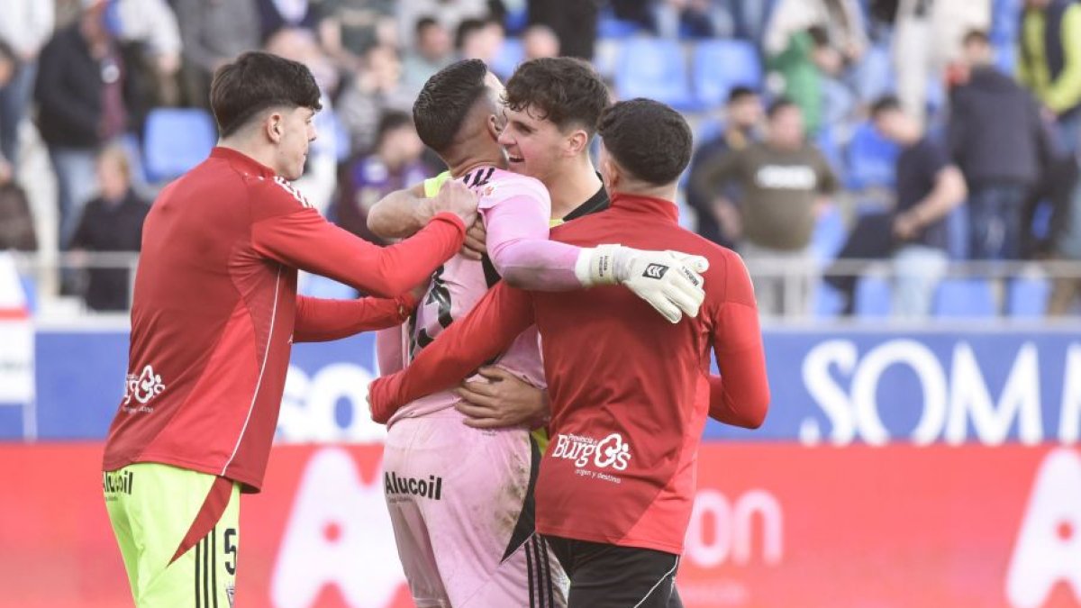 Los goles de Javi Hernández y Nikola Maras y las intervenciones decisivas de Juanpa dieron la victoria al Mirandés en Huesca.