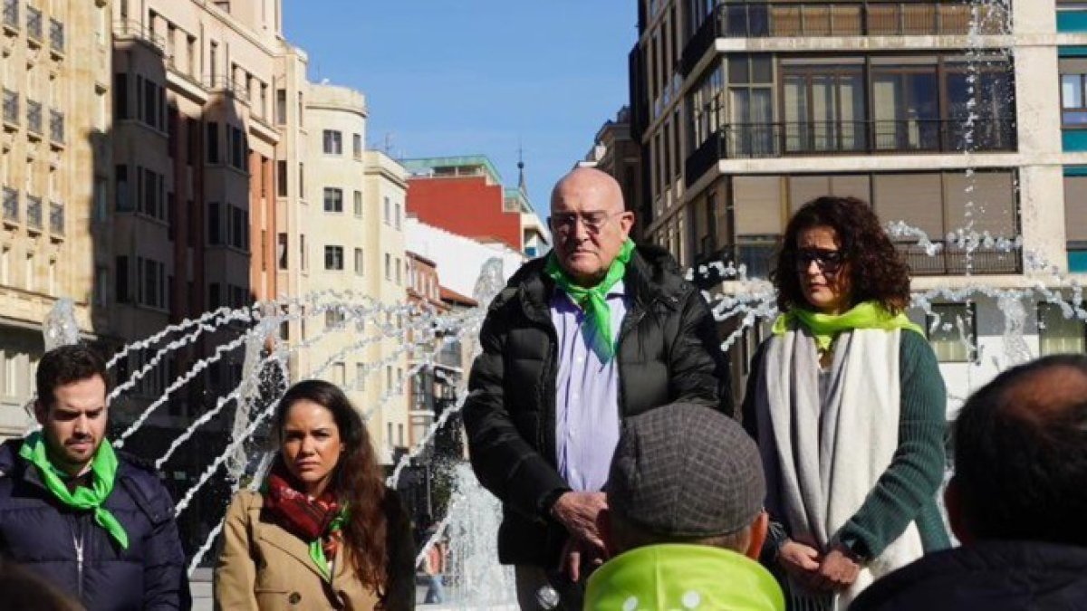 El alcalde de Valladolid, Jesús Julio Carnero, participa en el Día de las Familias.