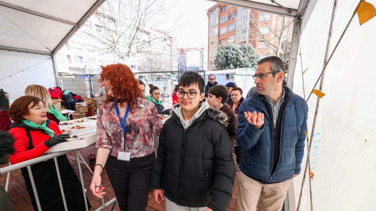 Instante de la fiesta de la cecina en conmemoración a San Pedro de Antioquía.
