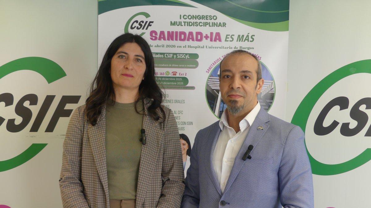 Los representantes del sector de Sanidad de CSIF en Burgos y Castilla y León, Carmen García y Enrique Vega