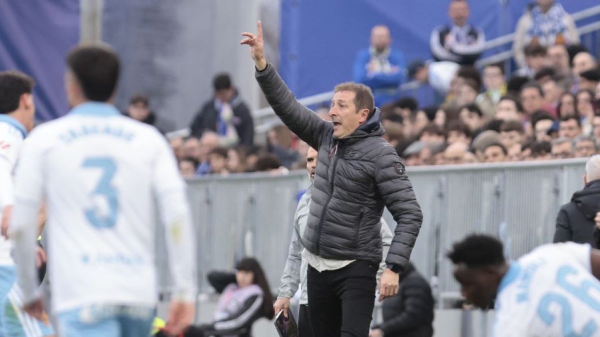 Ramis durante el partido en Zaragoza.