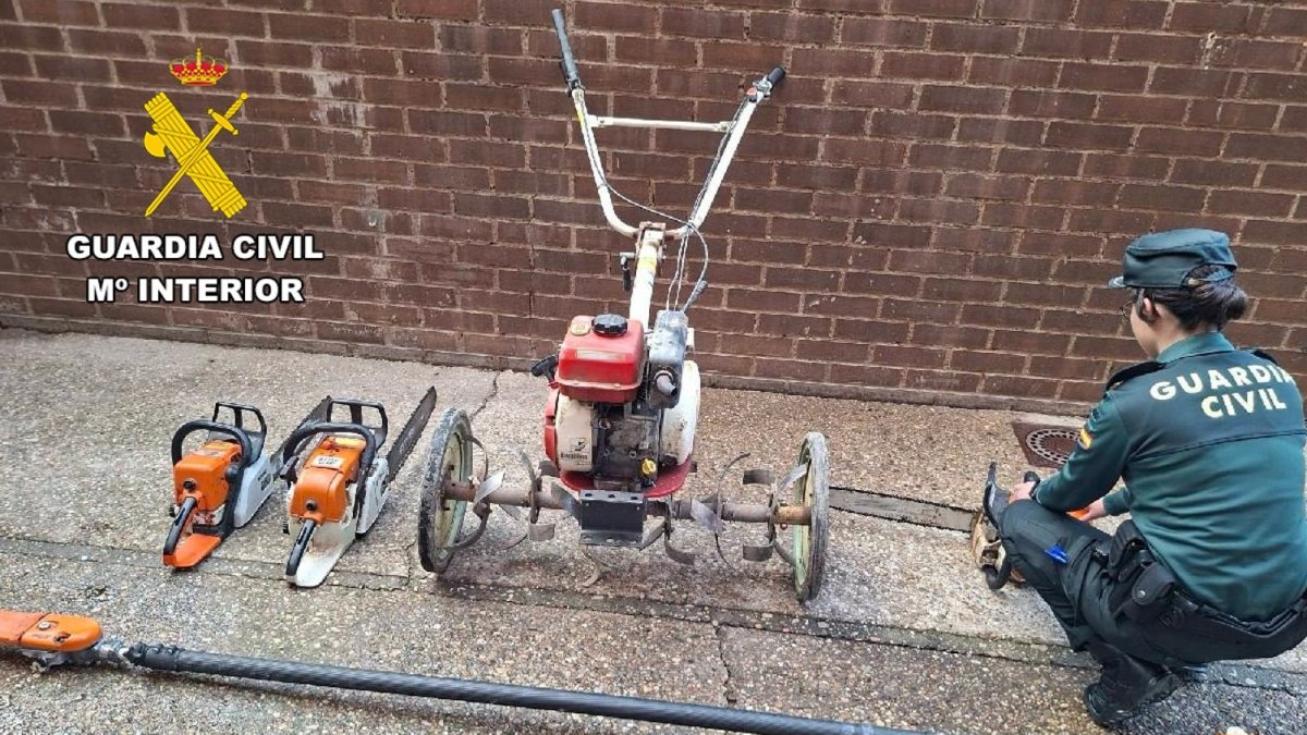 Herramientas robadas y posteriormente recuperadas por la Guardia Civil.