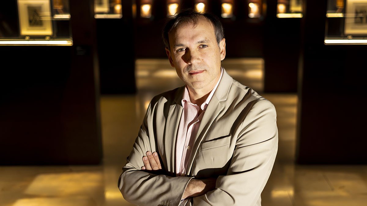 El escritor Luis Zueco presneta en Burgos 'El juicio'.