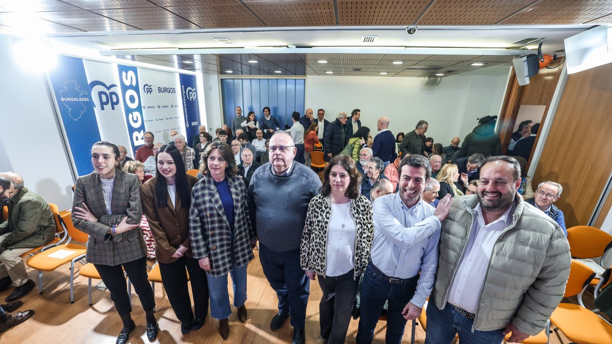 Acto público del PP, en la sede de Burgos, para hablar de Sanidad.