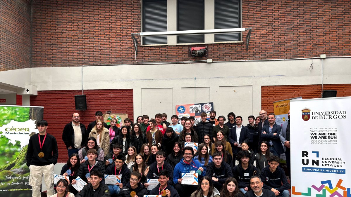 Imagen de los participantes en el Innothon Merindades.