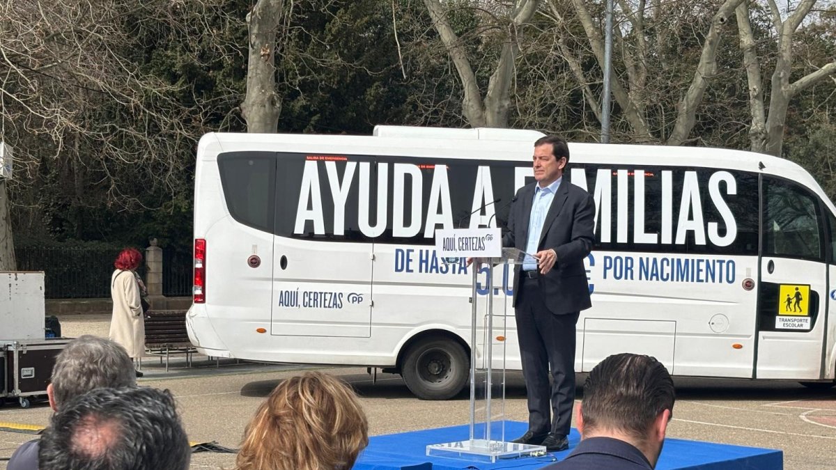 AV.-15M.- Mañueco anuncia una deducción de 150 euros en el IRPF para pagar cuotas de gimnasio y centros deportivo.