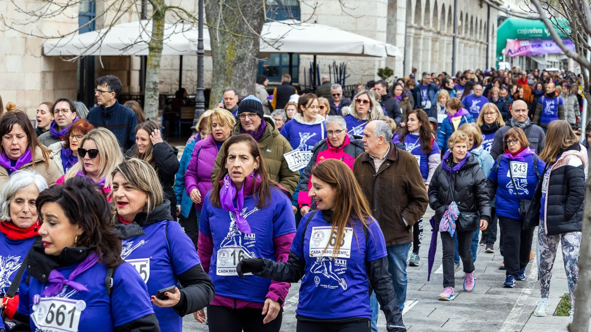 Instante de la Marcha Solidaria por el Día de la Mujer 2026.