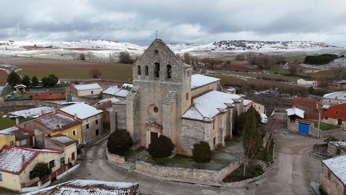 Vista exterior de la iglesia de San Esteban Protomártir.