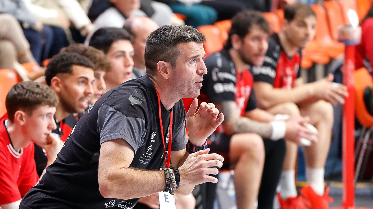 El partido ante Alicante será propicio para que Trives dé muestras de la intensidad con la que vive los enfrentamientos de los cidianos.