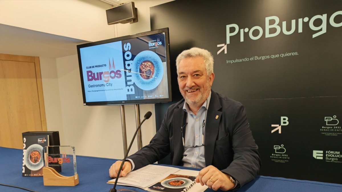 Instante de la presentación de la guía del Club de Producto Burgos Gastronomy City.