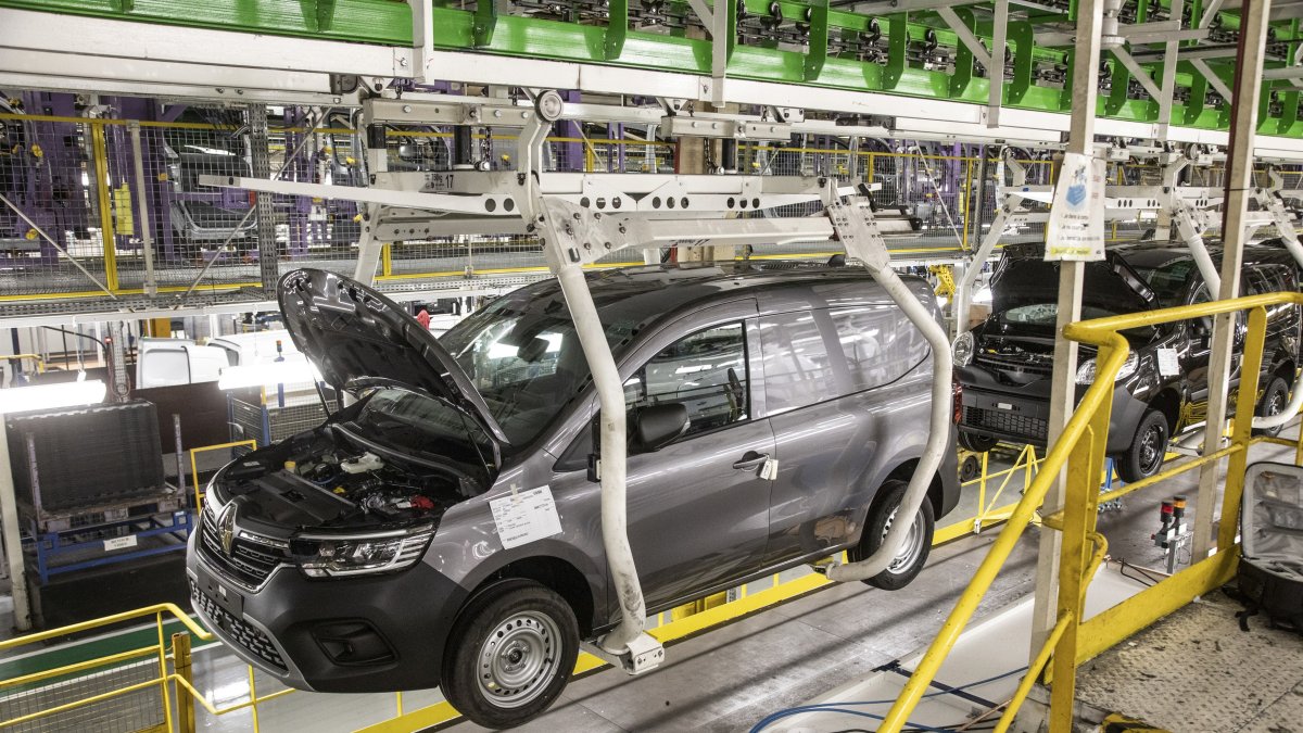 Archivo - Planta automovilística.