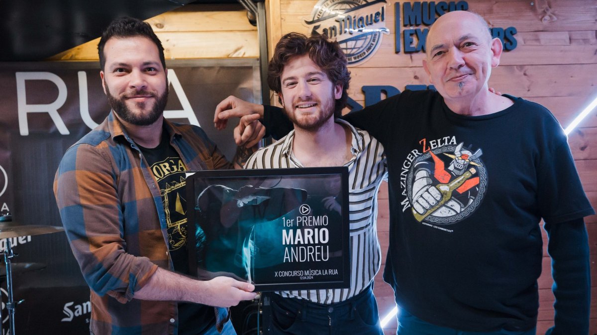 Mario Andreu, cuando se proclamó ganador del Concurso de La Rúa en 2024.