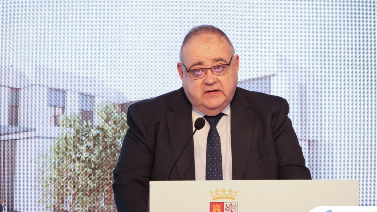 Archivo - El consejero de Sanidad, Alejandro Vázquez.