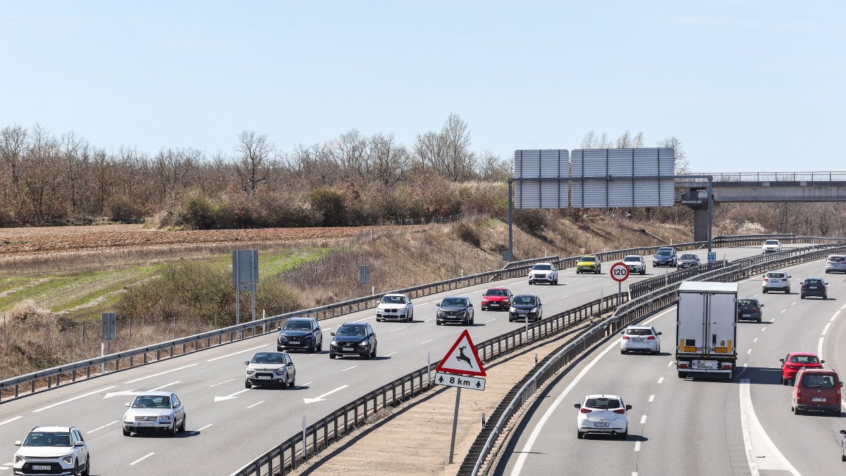 Imagen de tráfico en la circunvalación durante el Lunes de Pascua.