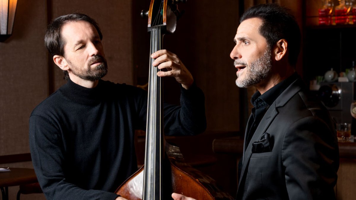 El proyecto está liderado por elcontrabajista Pablo Martín Caminero junto al cantaor David Carpio.