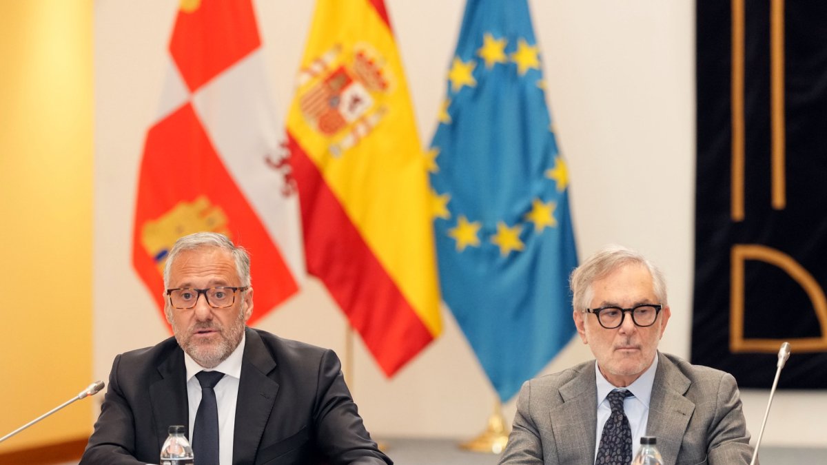 El presidente de las Cortes de Castilla y León, Carlos Pollán, participa en la inauguración de la jornada: ‘La posesión ilegítima de obras de arte y su restitución. Marco jurídico y práctico y práctica institucional’, que organiza la Fundación de Castilla y León en el marco del proyecto Nostra et Mundi.
