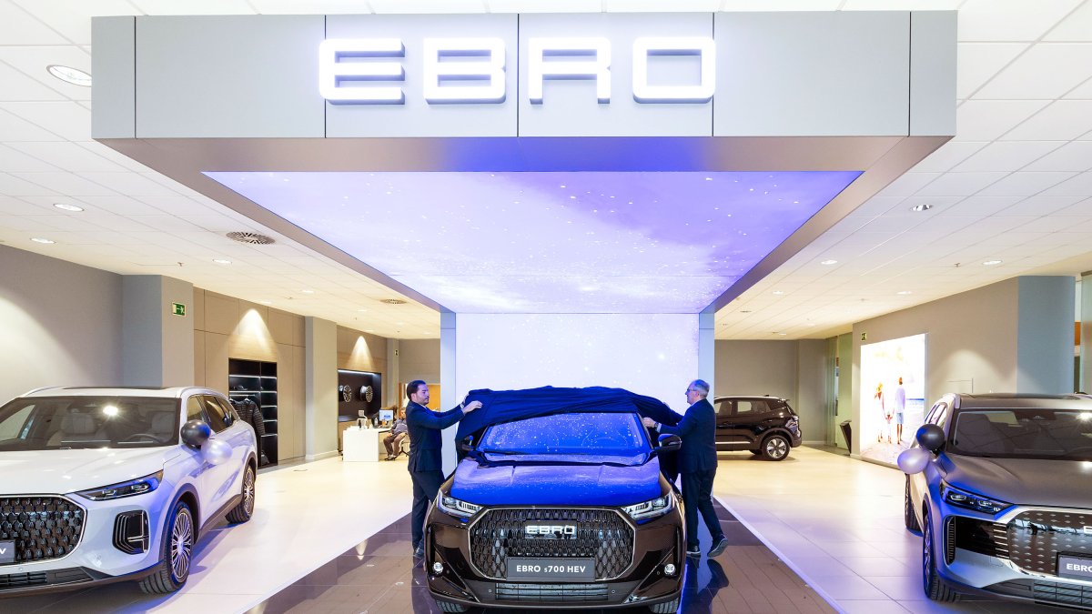 Presentación del nuevo modelo de Ebro.