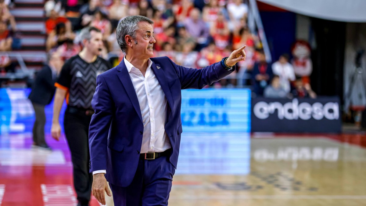 Porfirio Fisac volverá a dirigir los entrenamientos la próxima semana.